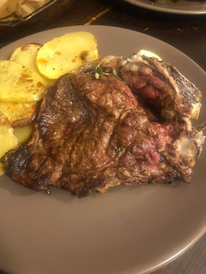 לינה וארוחת בוקר מונטפאלקו La Grande Quercia מראה חיצוני תמונה